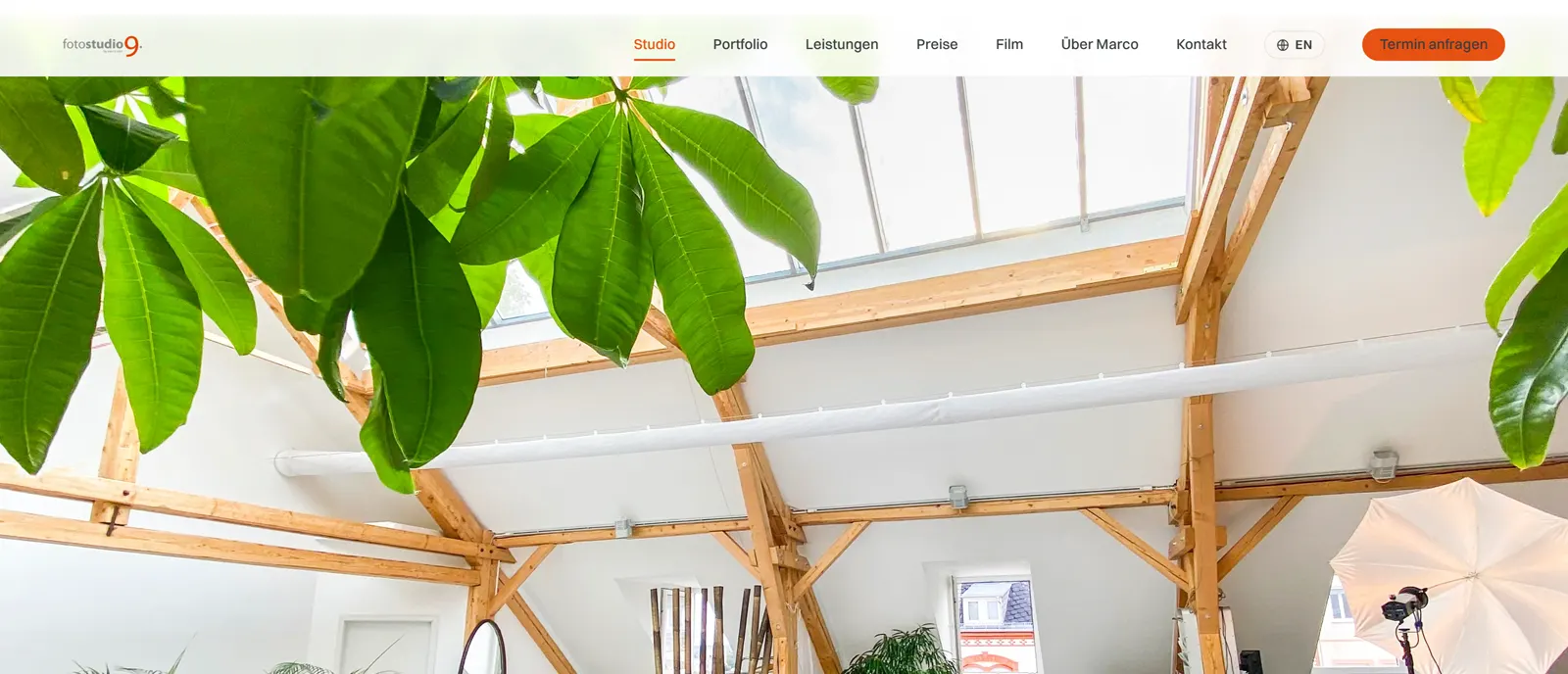 Startseite von fotostudio9: Tageslicht-Fotostudio in Wiesbaden